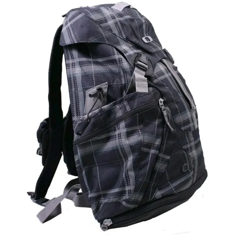 OAKLEY NWOT Icon BackPack 3.0 Plaid Y2K Vintage HTF Rare Laptop Sleeve O Skull